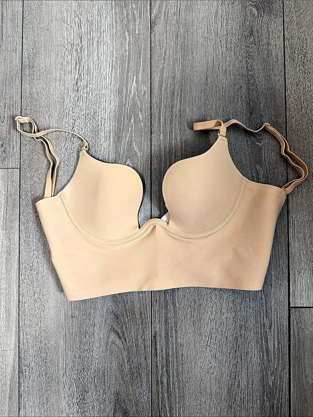 Vinnperfor Beige Bra Size Medium NWT